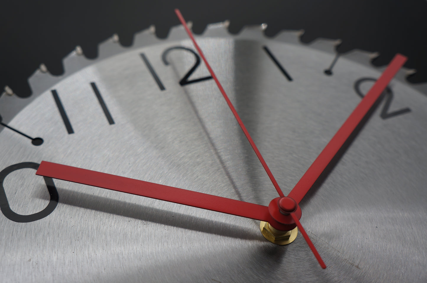 Sawblade Clock